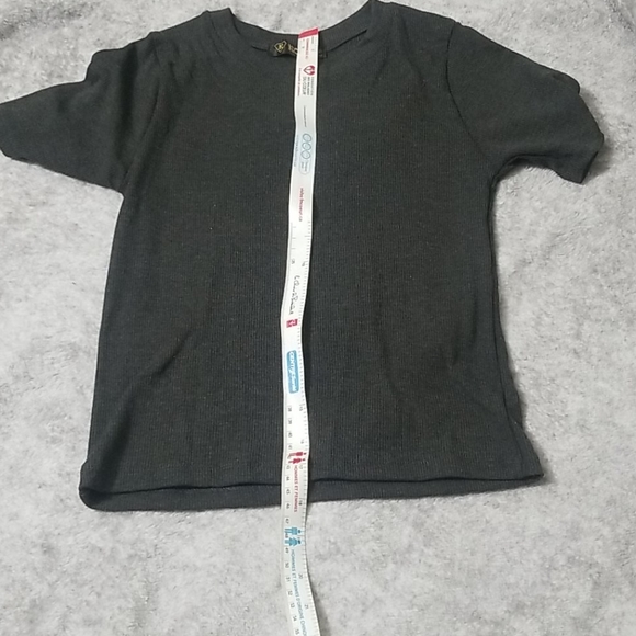 NWOT Charcoal crop top - Picture 4 of 6